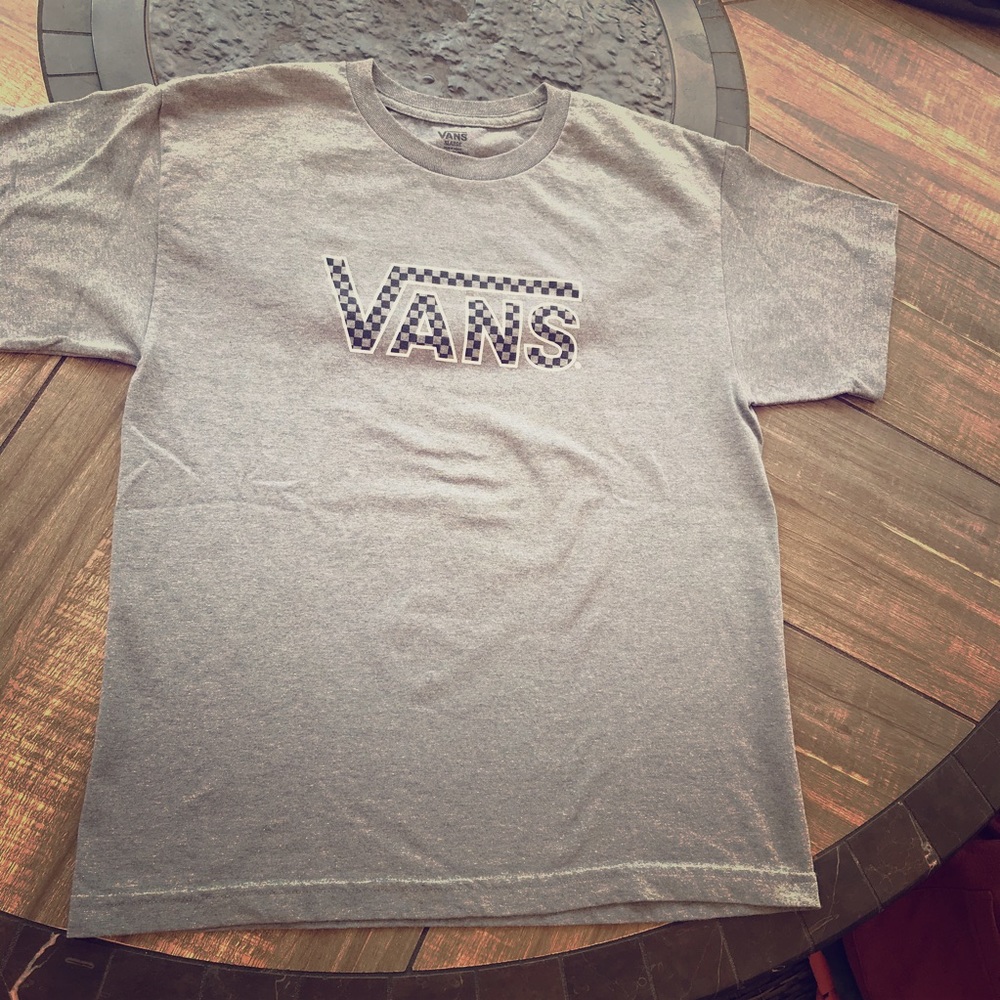 VANS Youth XL TShirt Like New Condition